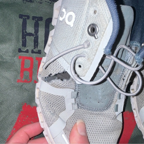 On cloud lifestyle shoes women’s size 9 grey white - Picture 4 of 6